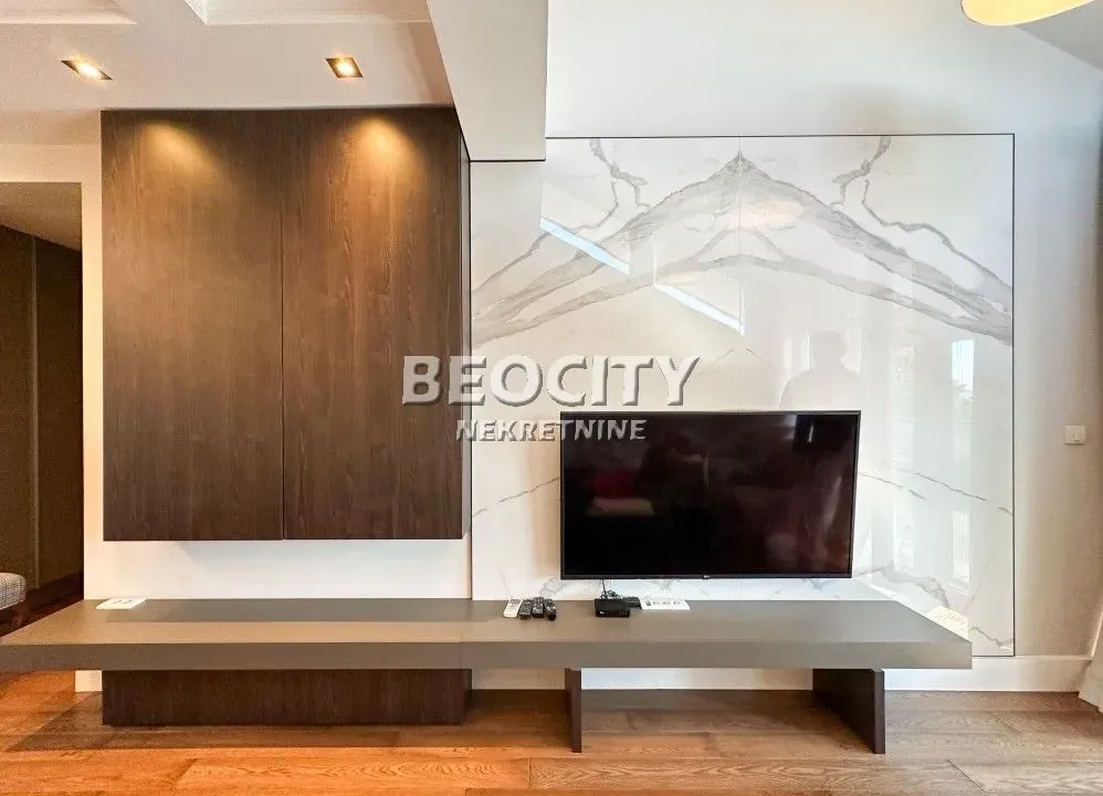 Izdavanje, trosoban stan, 80m², Crveni Krst, Beograd