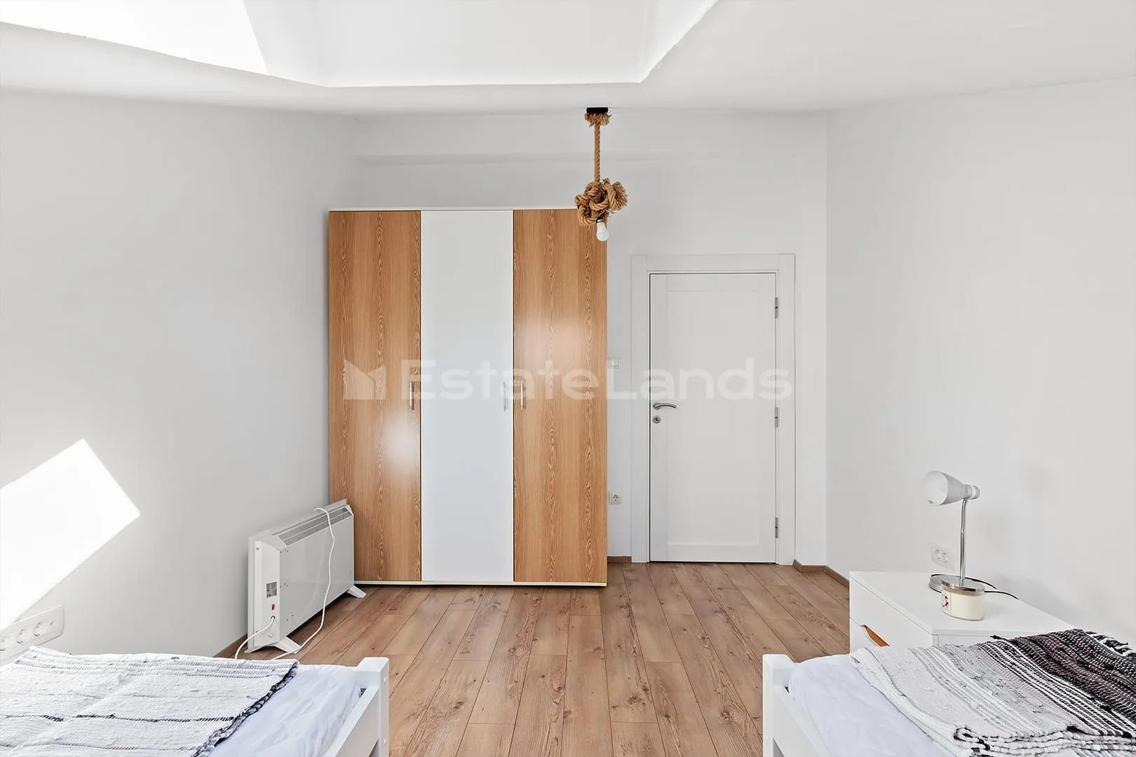 Izdavanje, dvosoban stan, 85m², Seljanovo, Tivat