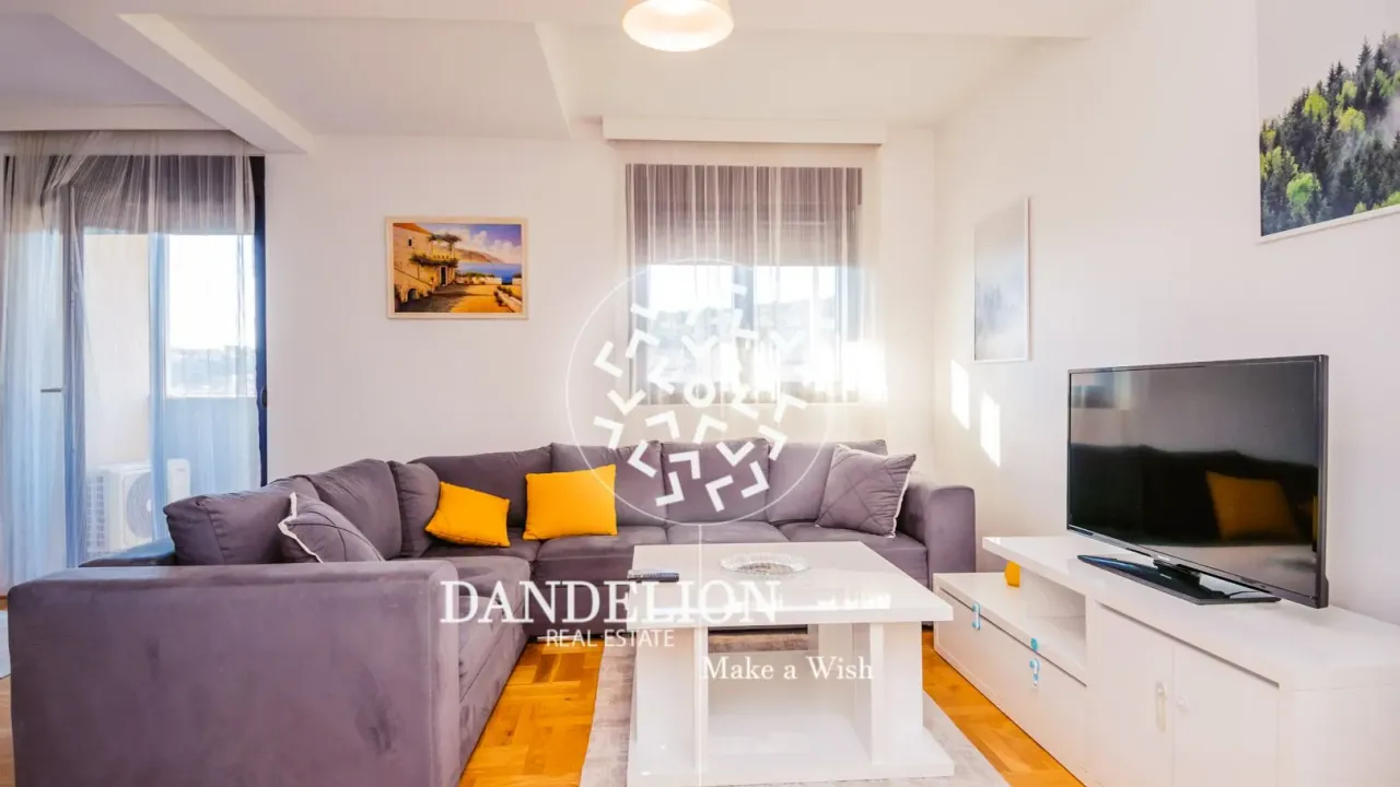 Izdavanje, dvosoban stan, 75m², Vezirov Most, Podgorica