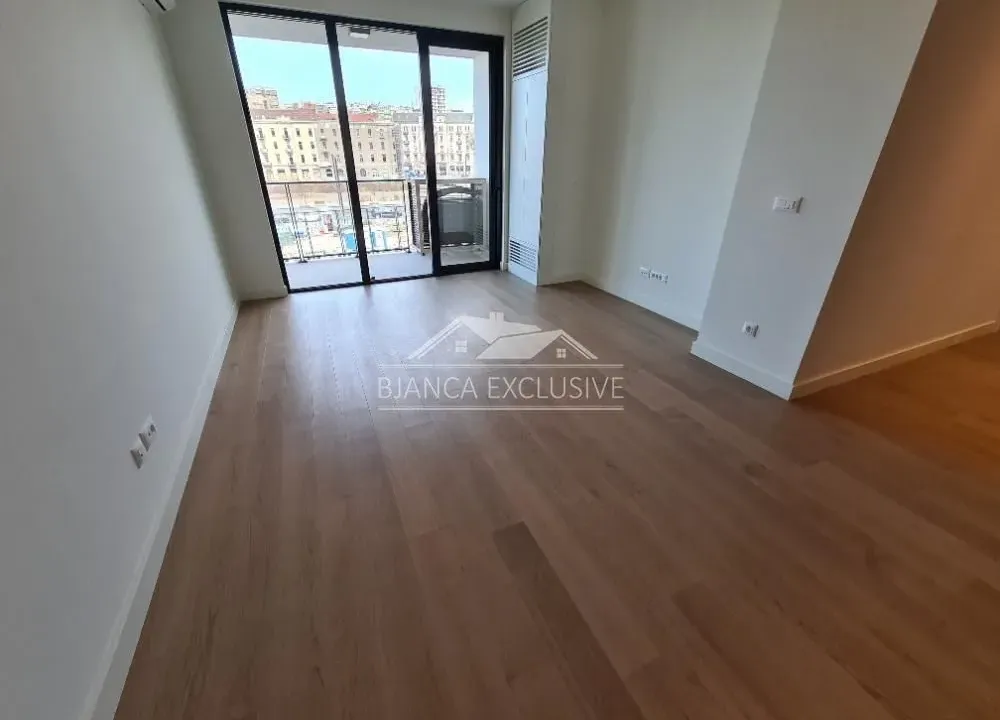 Prodaja, trosoban stan, 88m², Savski Venac, Beograd