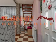 Prodaja, trosoban stan, 115m², Petlovo Brdo, Beograd - image 9