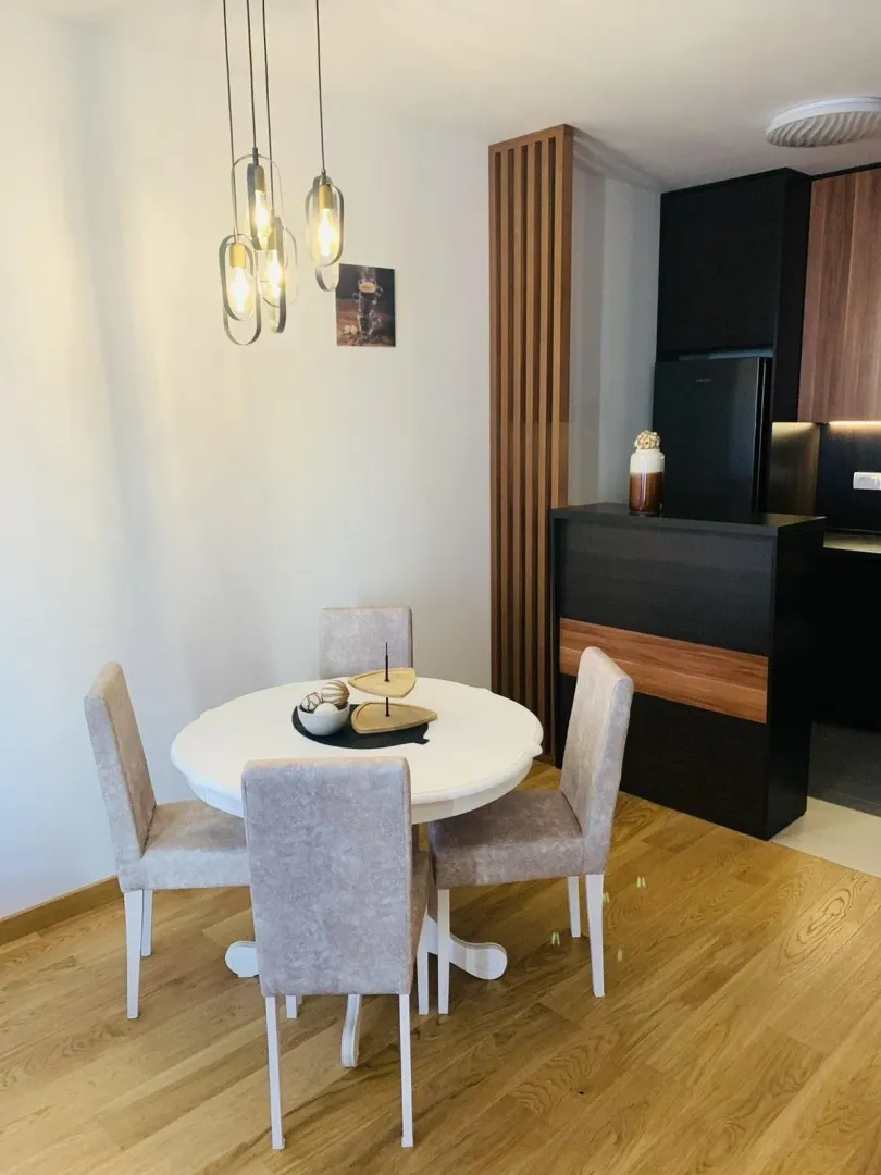 Izdavanje, jednosoban stan, 48m², City Kvart, Podgorica