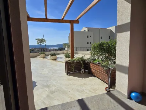 Sale, one bedroom apartment, 59m², Tivat, Crna Gora - image 22