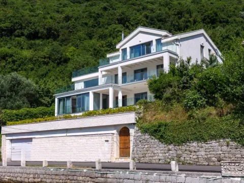 Prodaja, kuća, 423m², Tivat, Crna Gora - image 38