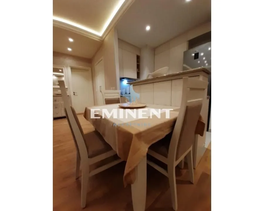 Rent, two bedroom apartment, 55m², Savski Venac, Beograd