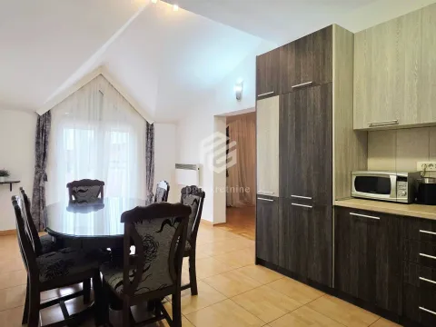 Rent, two bedroom apartment, 115m², Tološi, Podgorica - image 6