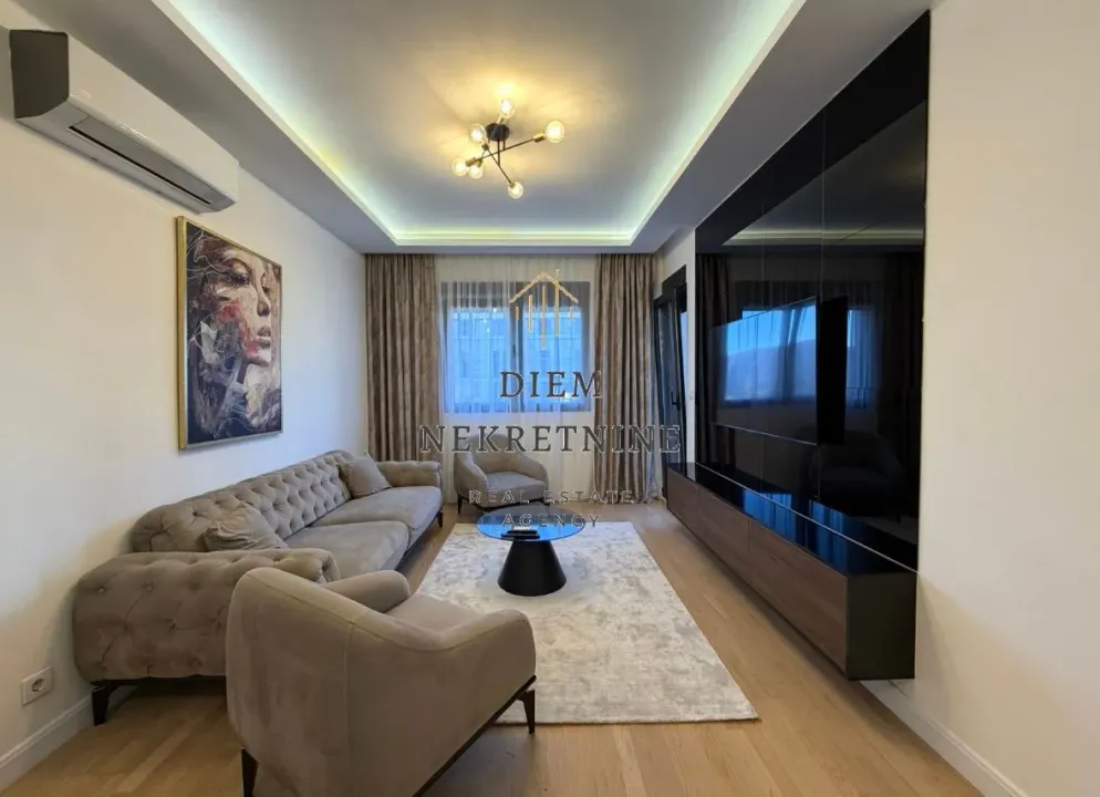 Rent, one bedroom apartment, 44m², Pobrežje, Podgorica