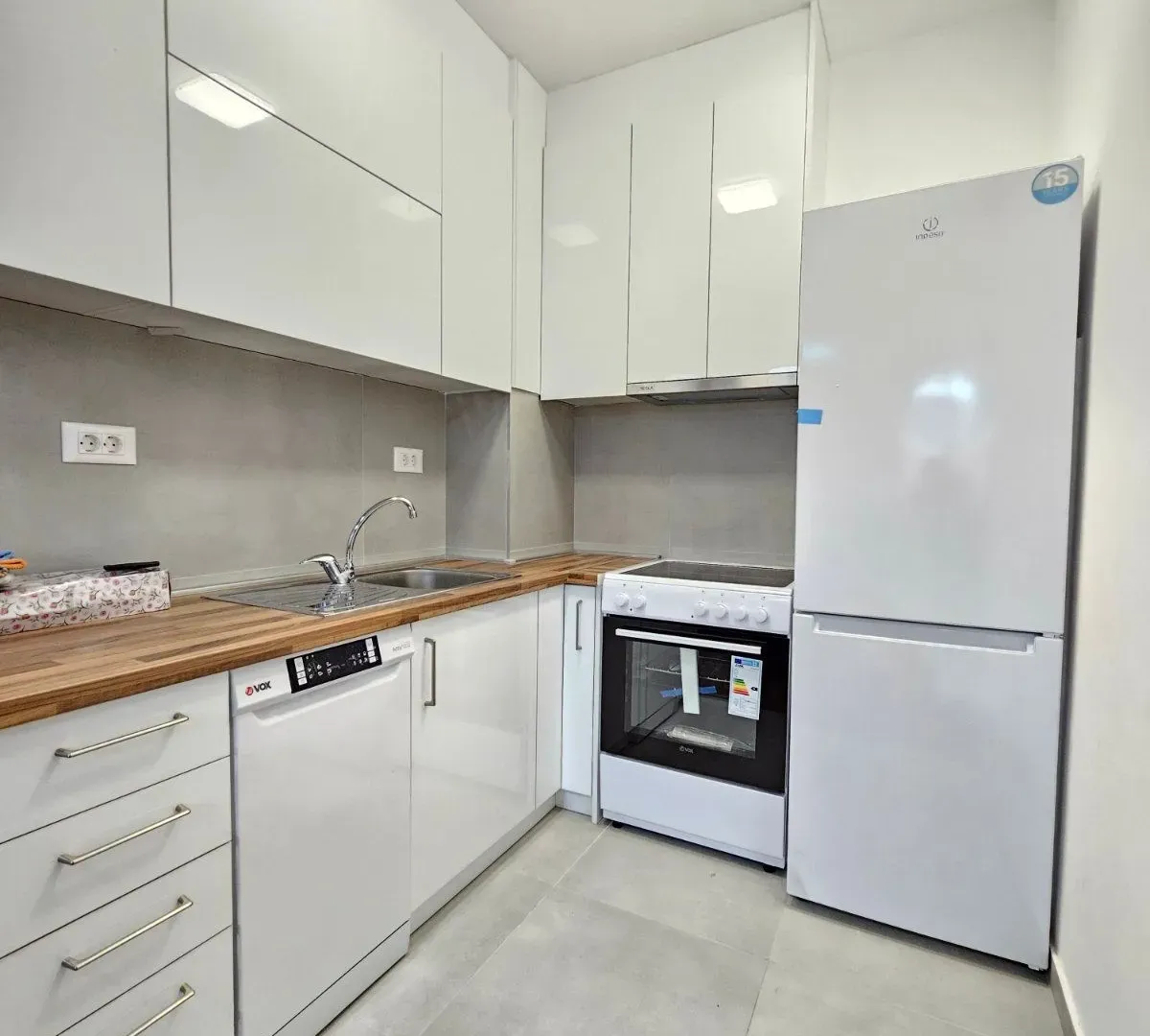 Izdavanje, jednosoban stan, 47m², Stari Aerodrom, Podgorica
