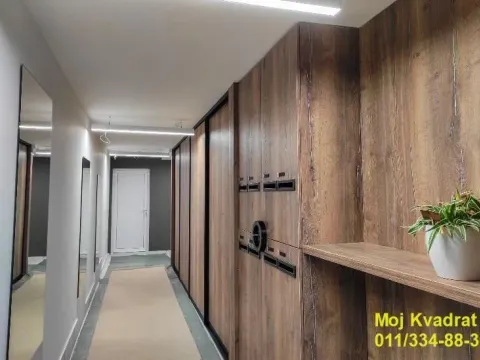 Prodaja, trosoban stan, 92m², Autokomanda, Voždovac Sve Podlokacije - image 13