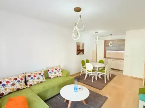 Izdavanje, jednosoban stan, 48m², City Kvart, Podgorica - image 5