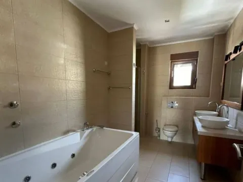 Prodaja, dvosoban stan, 140m², Budva, Crna Gora - image 11