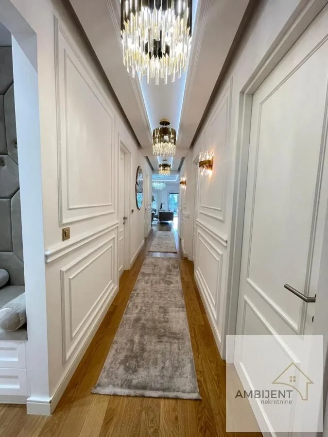 Sale, four bedroom apartment, 175m², Savski Venac, Beograd