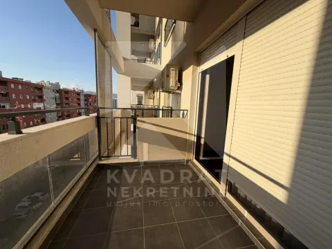 Izdavanje, jednosoban stan, 54m², Master Kvart, Podgorica - image 12