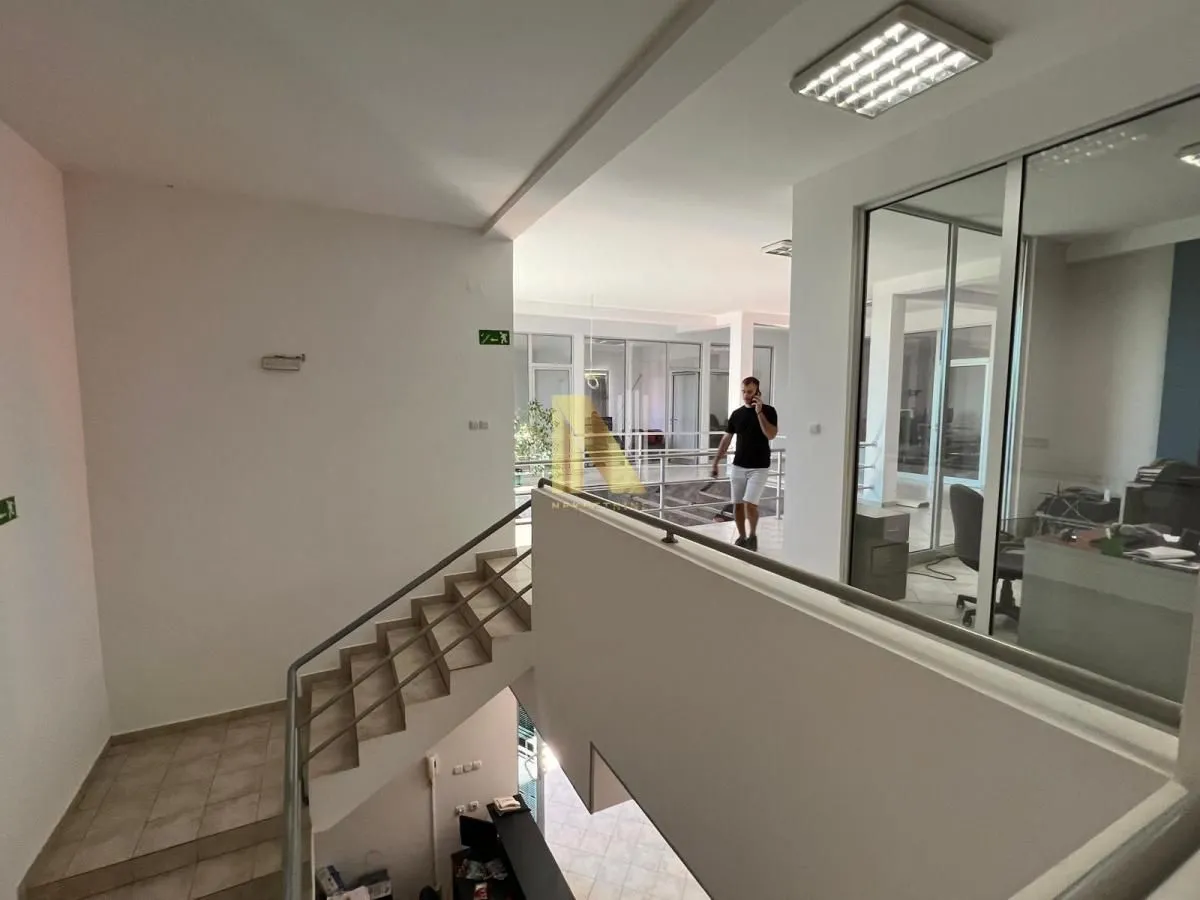 Rent, office space, 400m², Klisa, Novi Sad Sve Podlokacije