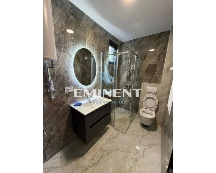 Sale, apartment, 61m², Cvetkova Pijaca, Zvezdara Sve Podlokacije