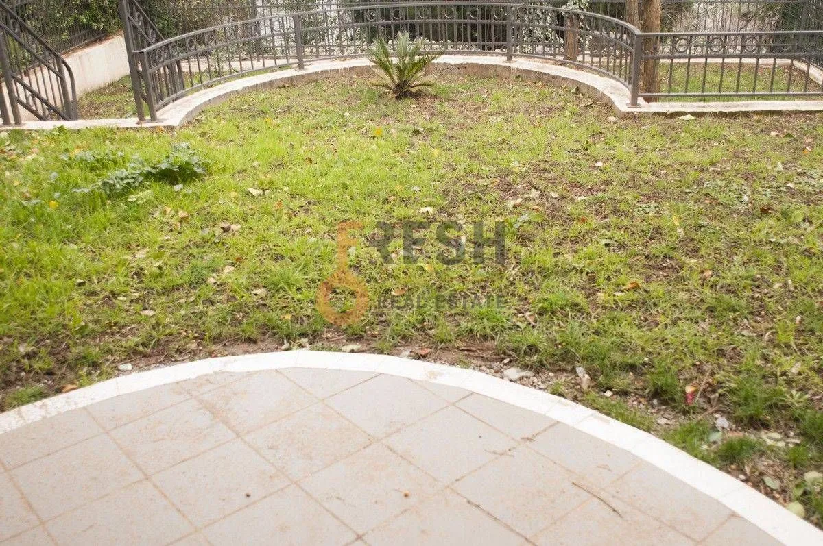 Prodaja, kuća, 397m², Ostalo, Podgorica