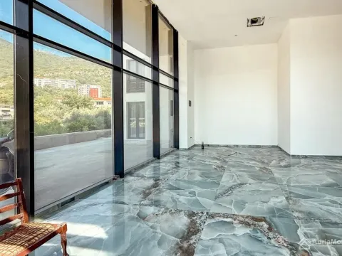 Sale, one bedroom apartment, 57m², Rafailovići, Budva - image 9