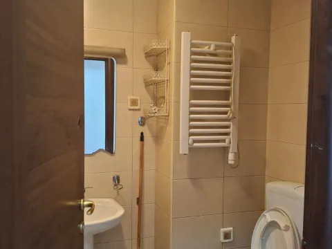 Prodaja, jednosoban stan, 48m², Stari Aerodrom, Podgorica - image 8