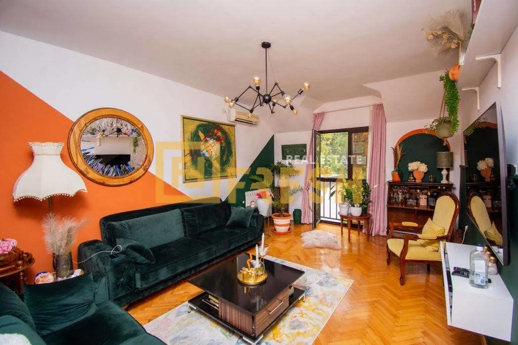 Prodaja, trosoban stan, 155m², Gorica C, Podgorica