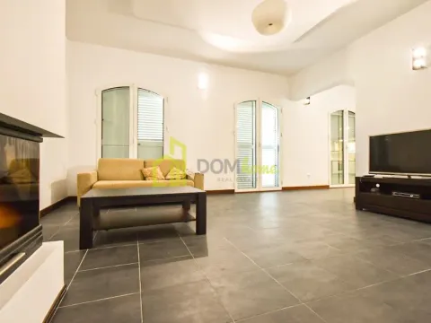 Sale, house, 230m², Mareza, Podgorica - image 3