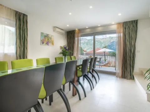 Prodaja, kuća, 240m², Stoliv, Kotor - image 3