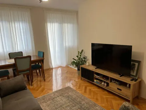 Rent, two bedroom apartment, 67m², Centar, Cetinje - image 8