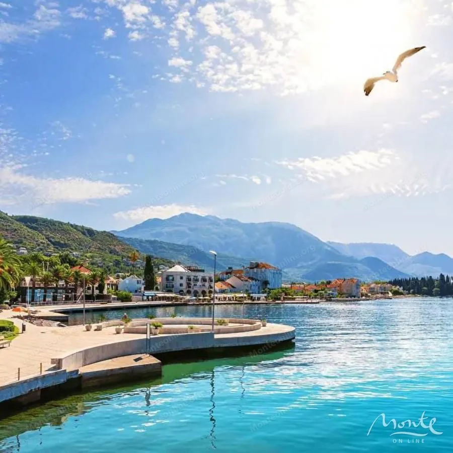 Prodaja, dvosoban stan, 113m², Tivat, Crna Gora