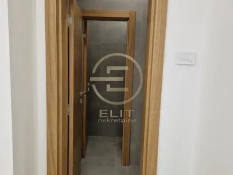 Rent, office space, 55m², Podbara, Novi Sad Sve Podlokacije - image 4