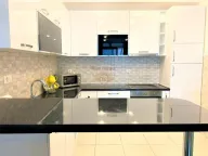 Izdavanje, jednosoban stan, 50m², Budva, Crna Gora - image 4