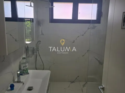 Izdavanje, dvosoban stan, 100m², Blok 9, Podgorica - image 3