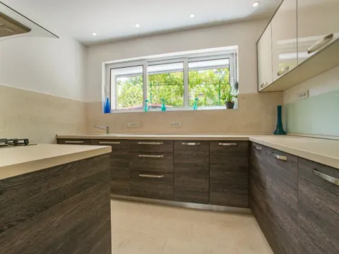 Sale, house, 240m², Donji Stoliv, Kotor - image 6