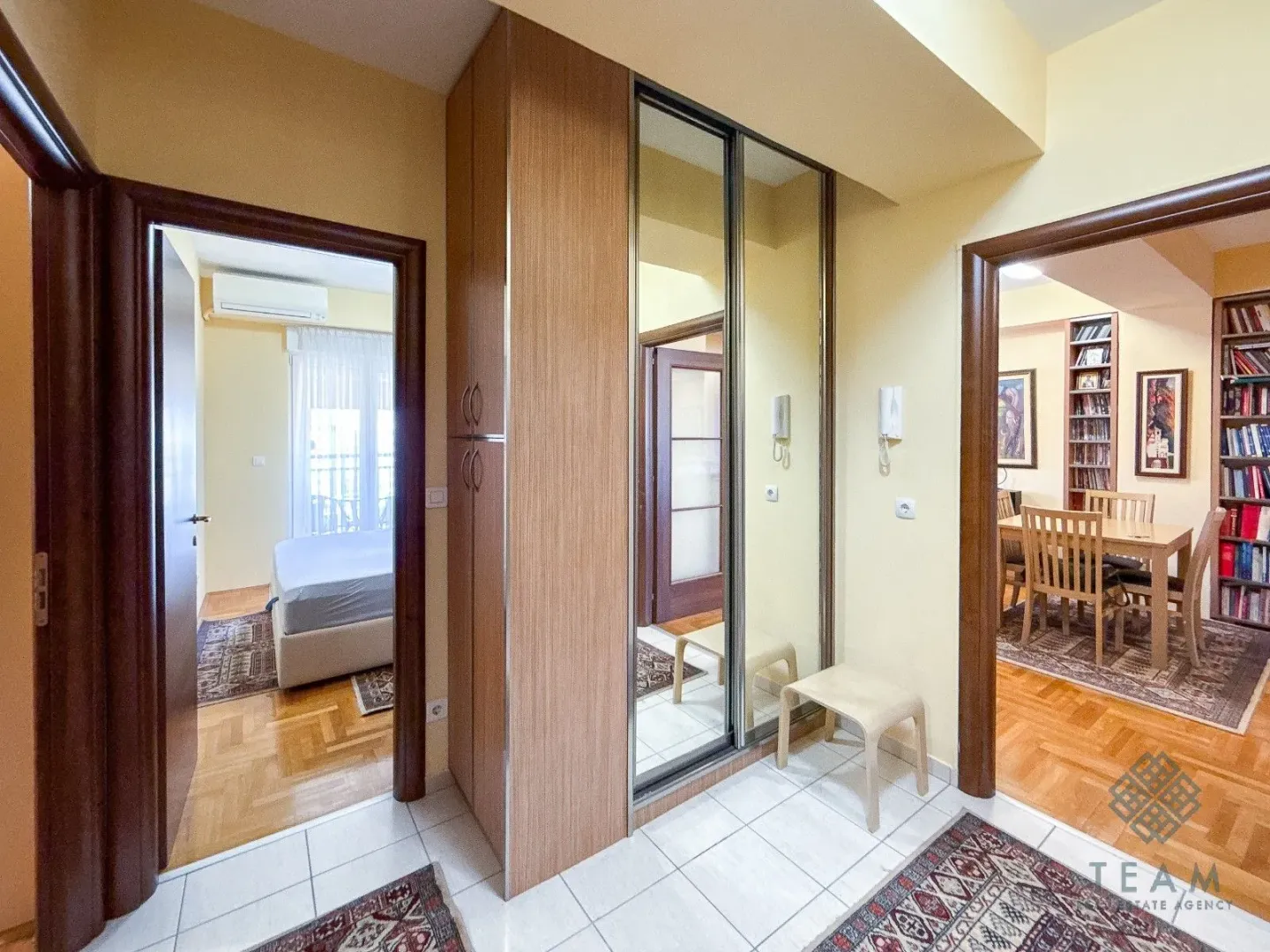 Rent, two bedroom apartment, 75m², City Kvart, Podgorica