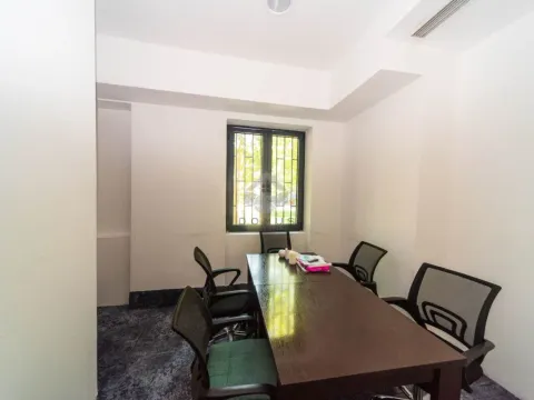 Rent, office space, 67m², Centar, Podgorica - image 4