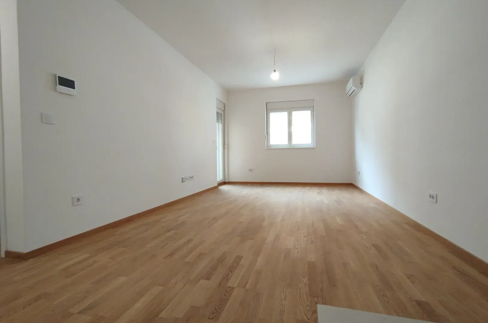 Rent, apartment, 45m², Stari Aerodrom, Podgorica