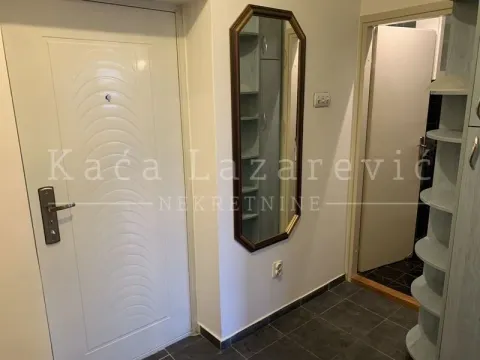 Rent, two bedroom apartment, 44m², Savski Venac, Beograd - image 6