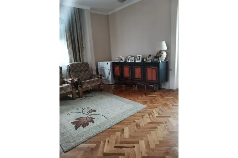 Sale, house, 110m², Zemun Ugrinovci, Zemun Sve Podlokacije