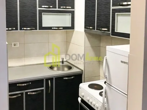 Rent, studio apartment, 33m², City Kvart, Podgorica - image 4
