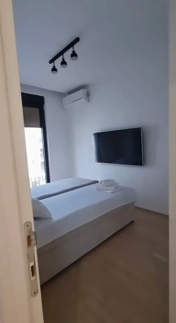 Rent, two bedroom apartment, 70m², Bečići, Budva