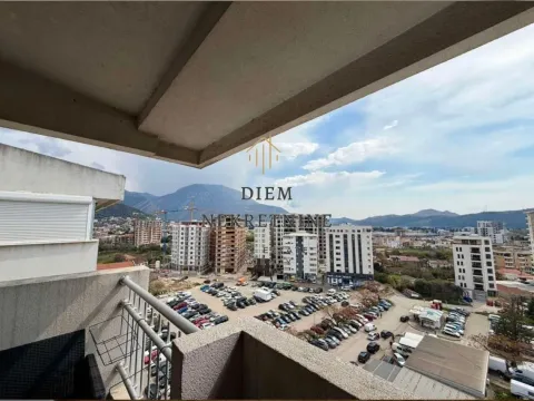 Rent, two bedroom apartment, 70m², Centar, Bar - image 4