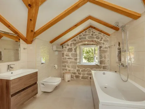 Prodaja, kuća, 800m², Prčanj, Kotor - image 33