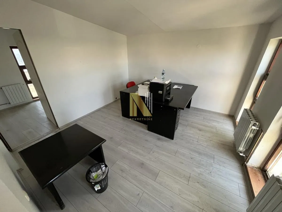 Izdavanje, poslovni prostor, 105m², Klisa, Novi Sad Sve Podlokacije