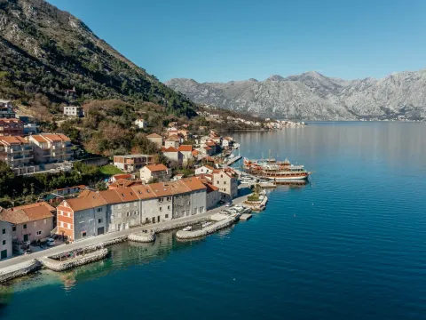Izdavanje, kuća, 90m², Muo, Kotor - image 26