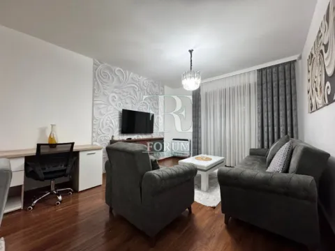 Izdavanje, dvosoban stan, 70m², Master Kvart, Podgorica - image 5