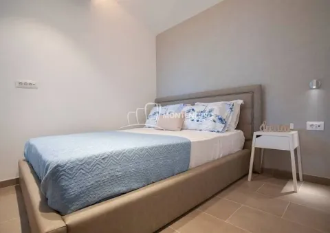 Prodaja, kuća, 210m², Dobrota, Kotor - image 12