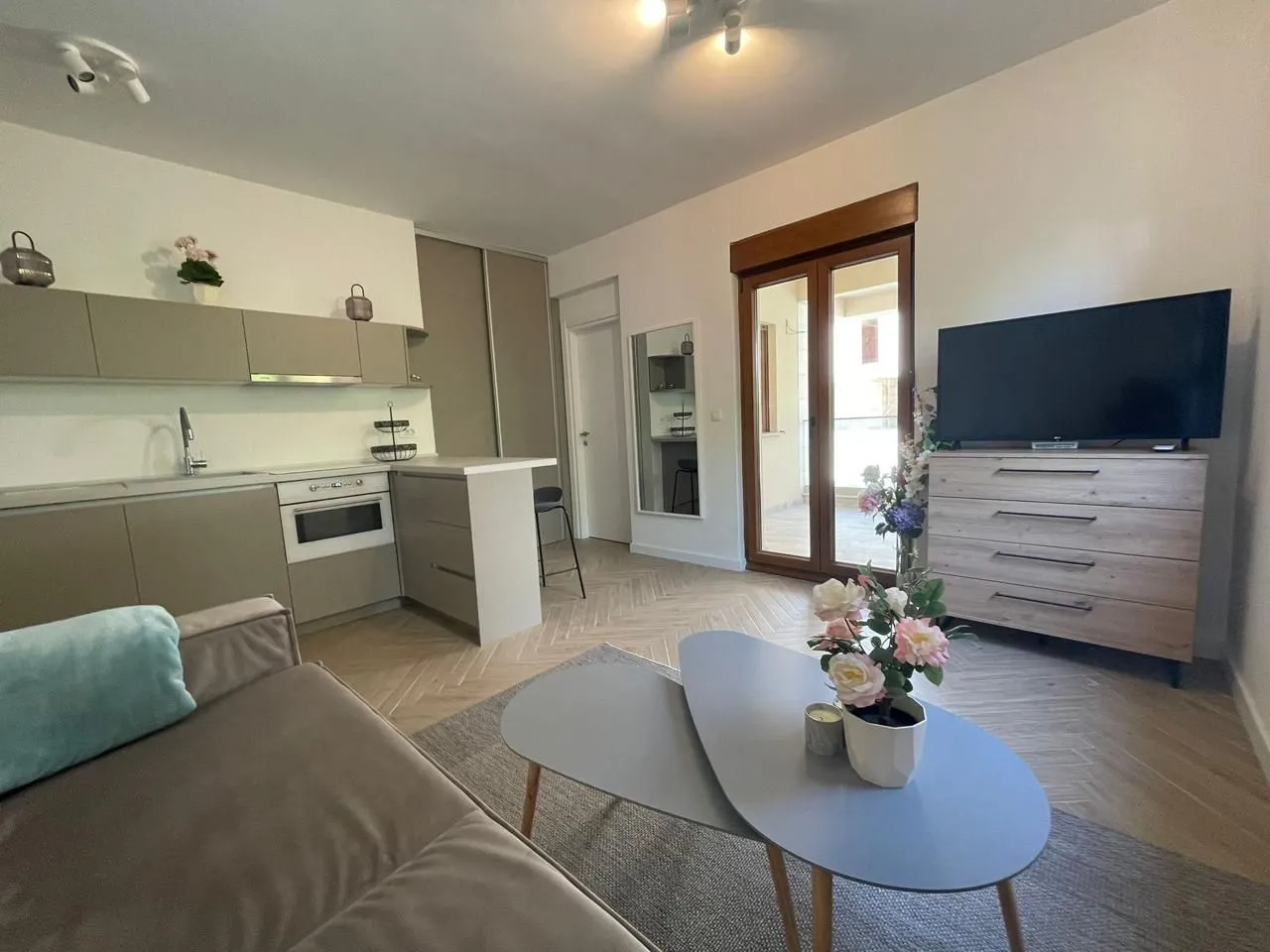 Prodaja, jednosoban stan, 53m², Seljanovo, Tivat