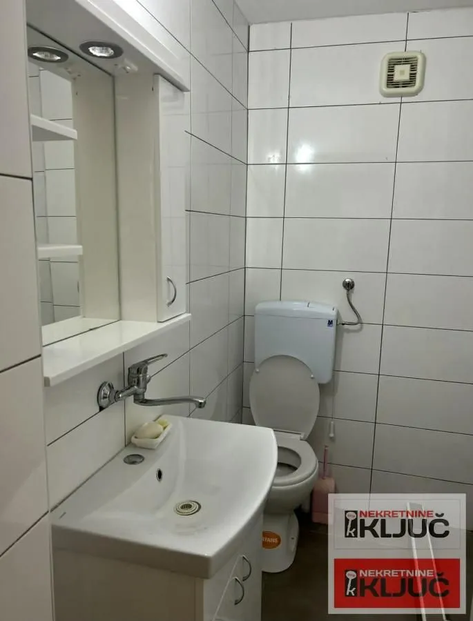 Prodaja, dvosoban stan, 42m², Satelit, Novi Sad Sve Podlokacije