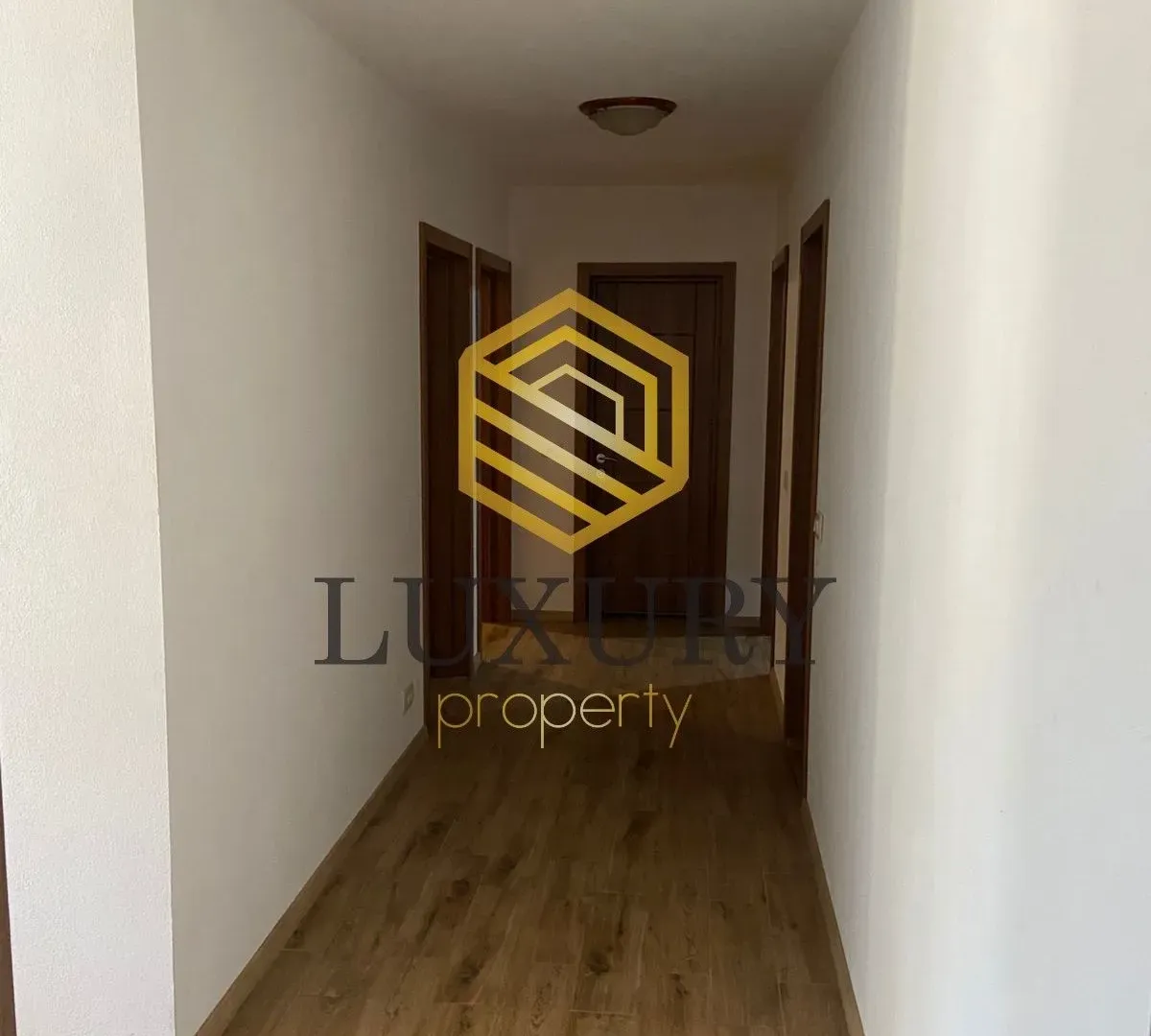 Sale, house, 280m², Zeta, Podgorica