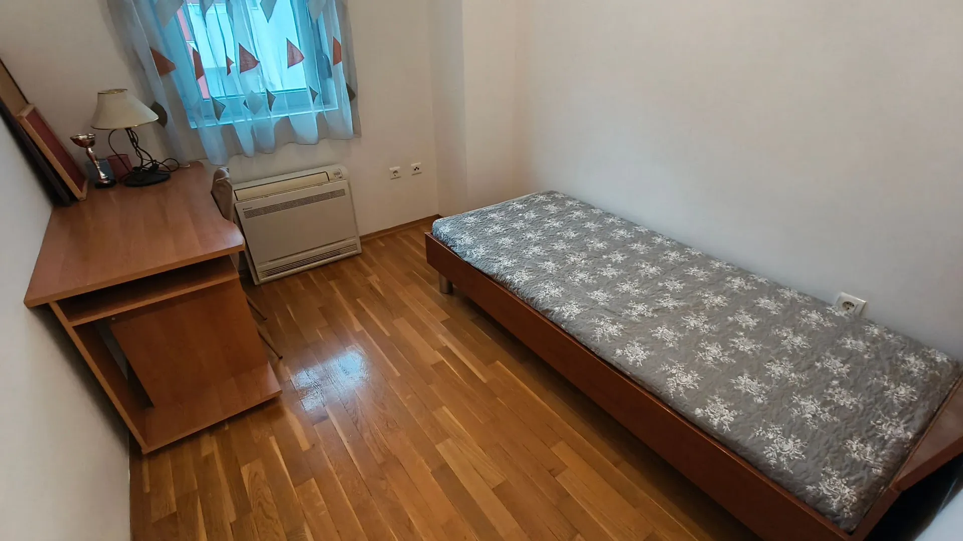 Rent, three bedroom apartment, 90m², Centar, Podgorica