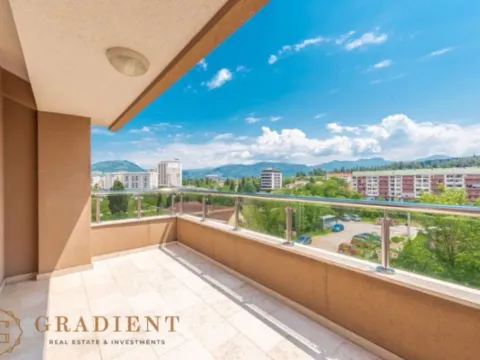 Prodaja, trosoban stan, 127m2, Malo Brdo, Podgorica Prodaja, trosoban stan, 127m2, Malo Brdo, Podgorica