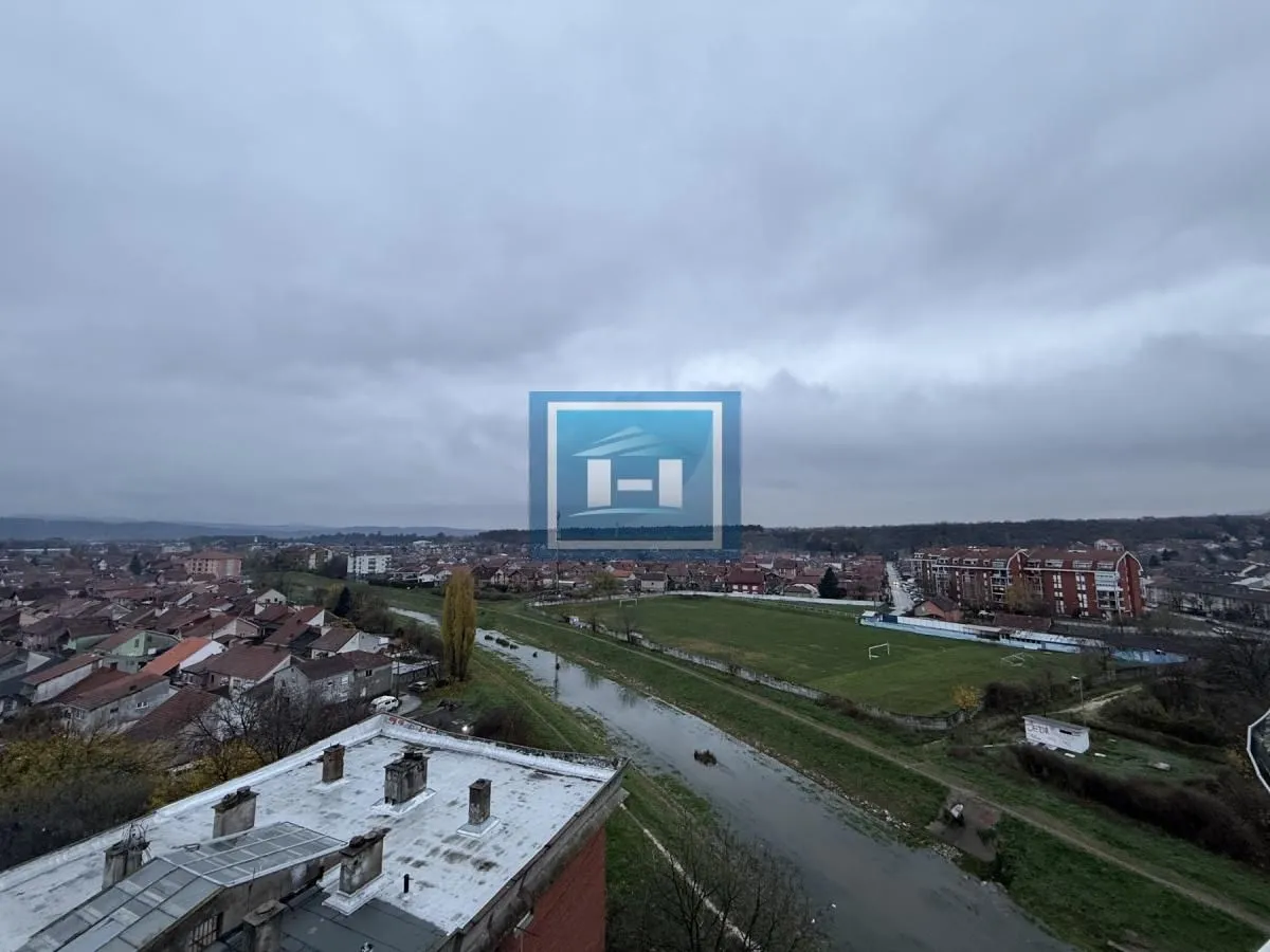 Prodaja, dvosoban stan, 99m², Vašarište, Jagodina